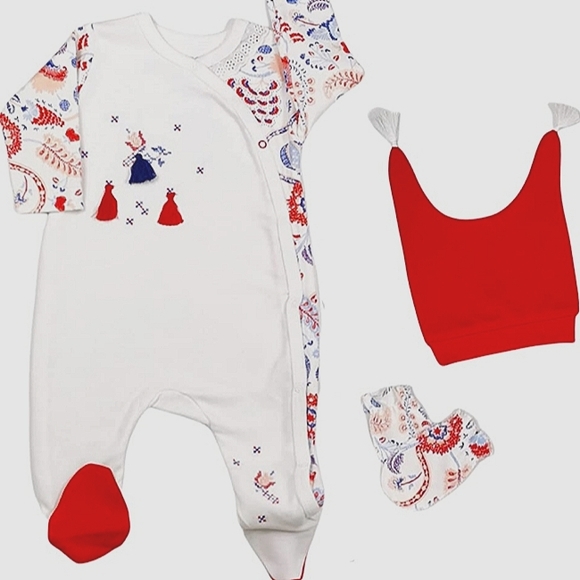 L@@K Beautiful Newborn Girl 3 pc Paisley Outfit, Hat, mittens set - Picture 1 of 16